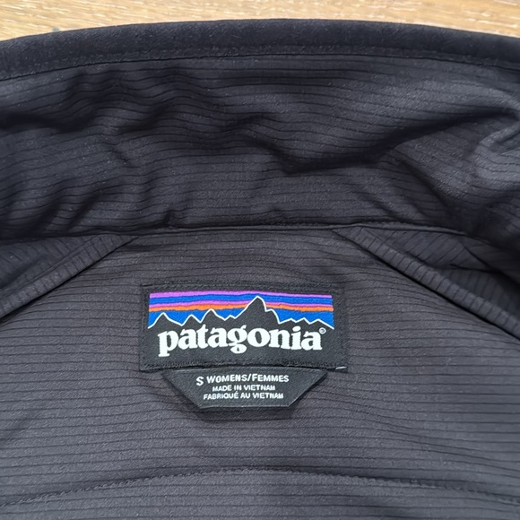 Women’s Pack In Jacket - Picture 4 of 5